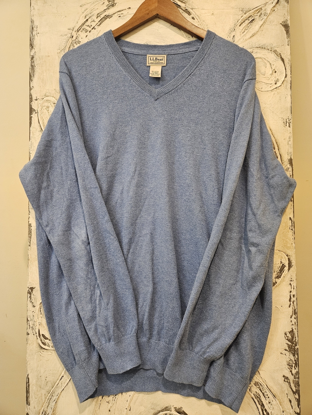 L.L. Bean Men's Light Blue V-Neck Sweater